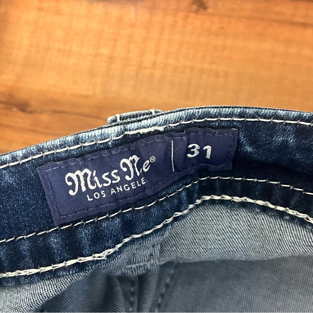 Miss Me Angel Wings Mid Rise Curvy Bootcut Jeans Size 31 - Picture 3 of 10